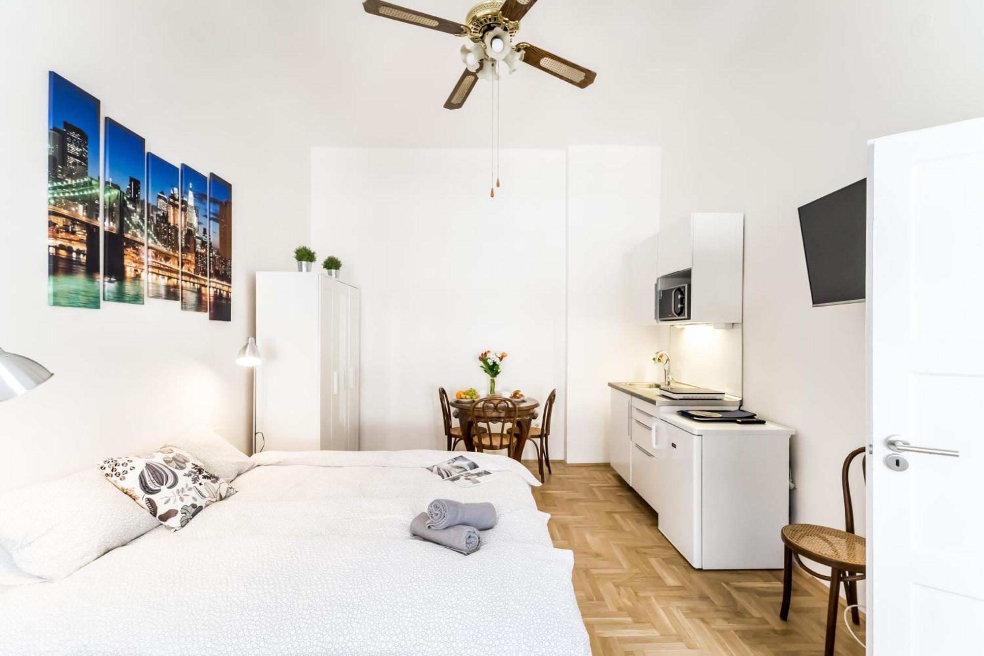 Corbie Downtown Apartmán *